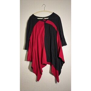 Curvesque Vintage Style Red and Black Colorblock Sharkbite Hem Tunic Top 1X